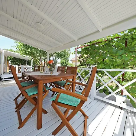 Semesterpark Lavender Mobile 4*