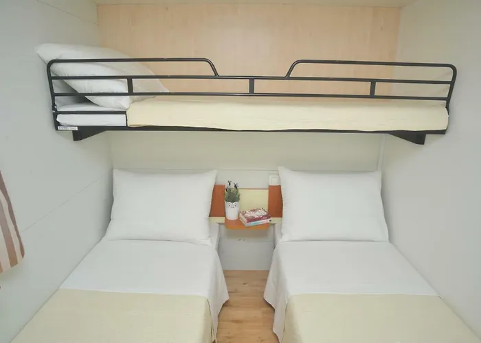 Lavender Mobile 홀리데이파크 파코스탄