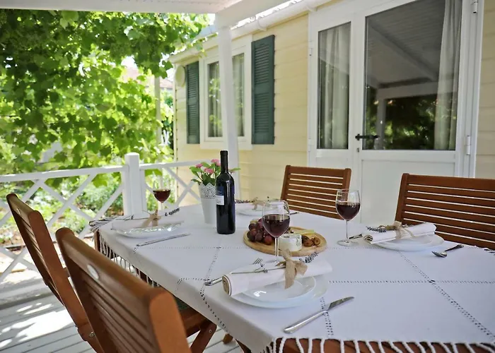 Lavender Mobile 홀리데이파크