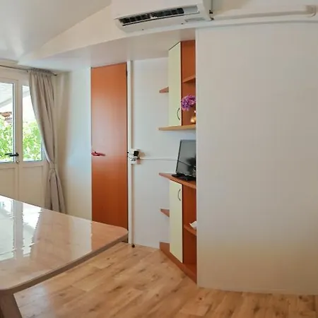 Parque de vacaciones Lavender Mobile 4*