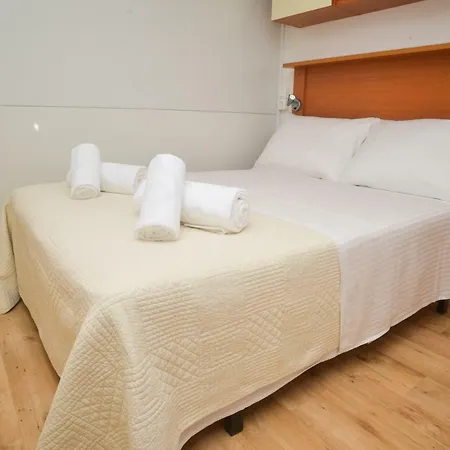 Lavender Mobile Park za odmor 4*