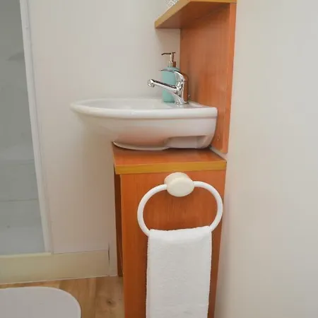 Lavender Mobile Park za odmor 4*