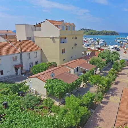 Lavender Mobile Park za odmor Pakostane