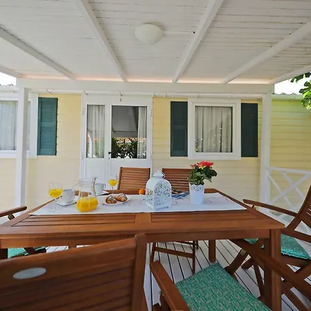 Lavender Mobile Пакоштане