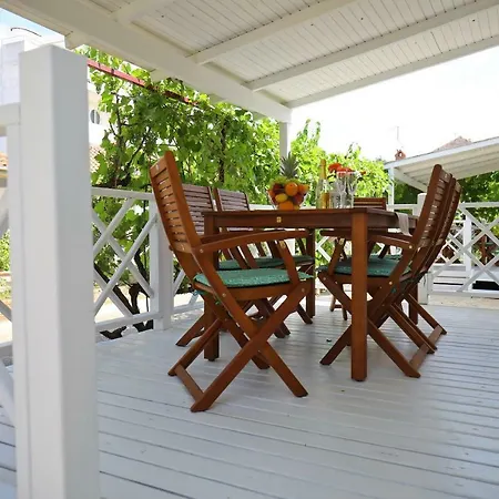 Lavender Mobile Pakoštane